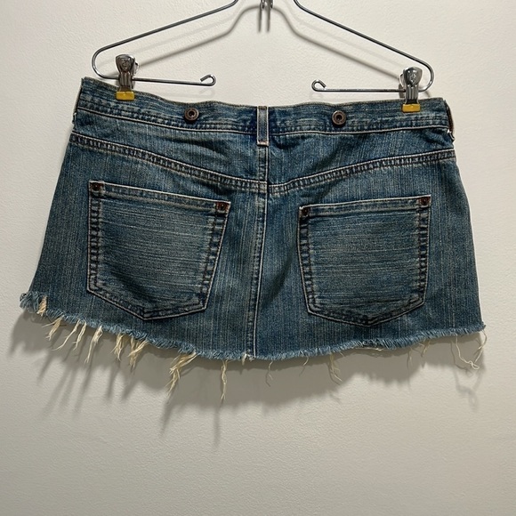 𝅺hollister Jean Skirt Distressed Mini Skirt size 11 - Picture 5 of 8